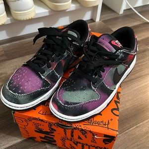 Nike Dunk low pink graffiti